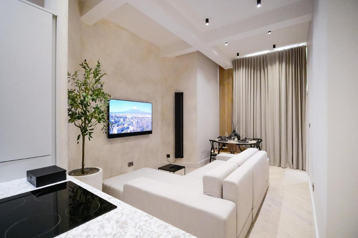 Japandi By The Heim Residences Манчестер Экстерьер фото