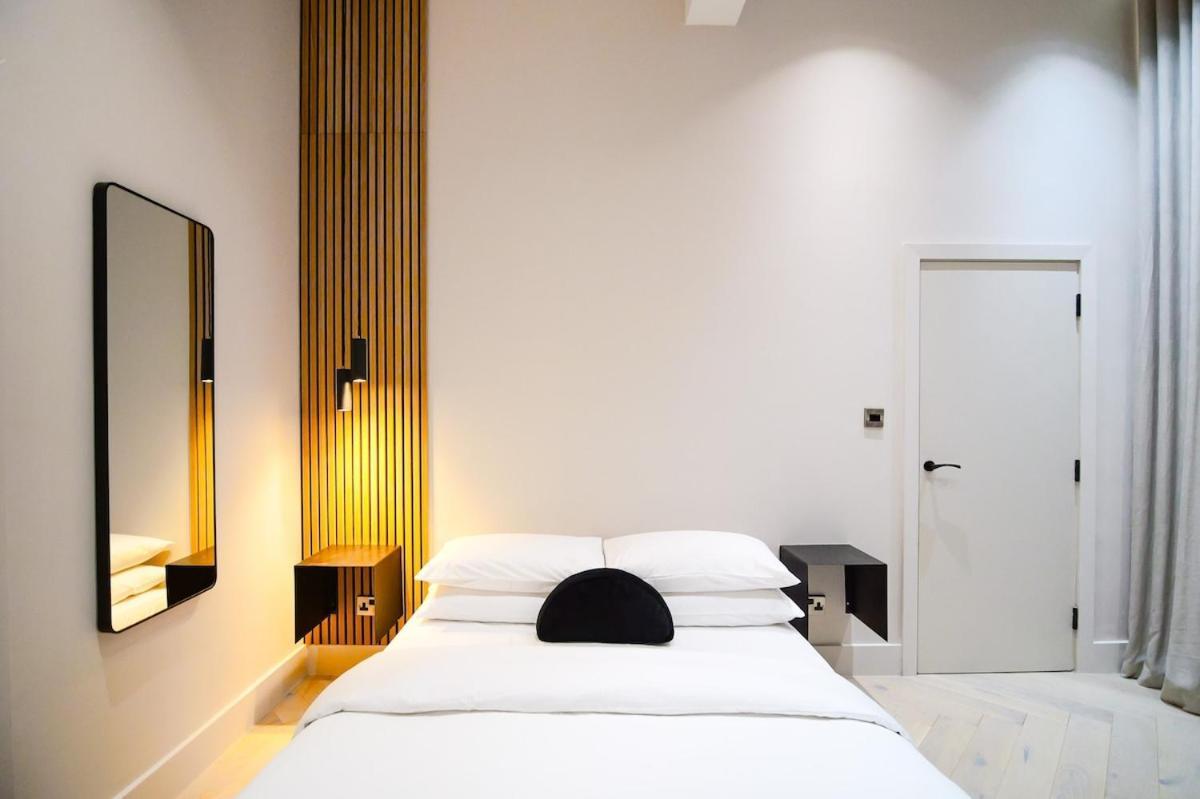 Japandi By The Heim Residences Манчестер Экстерьер фото