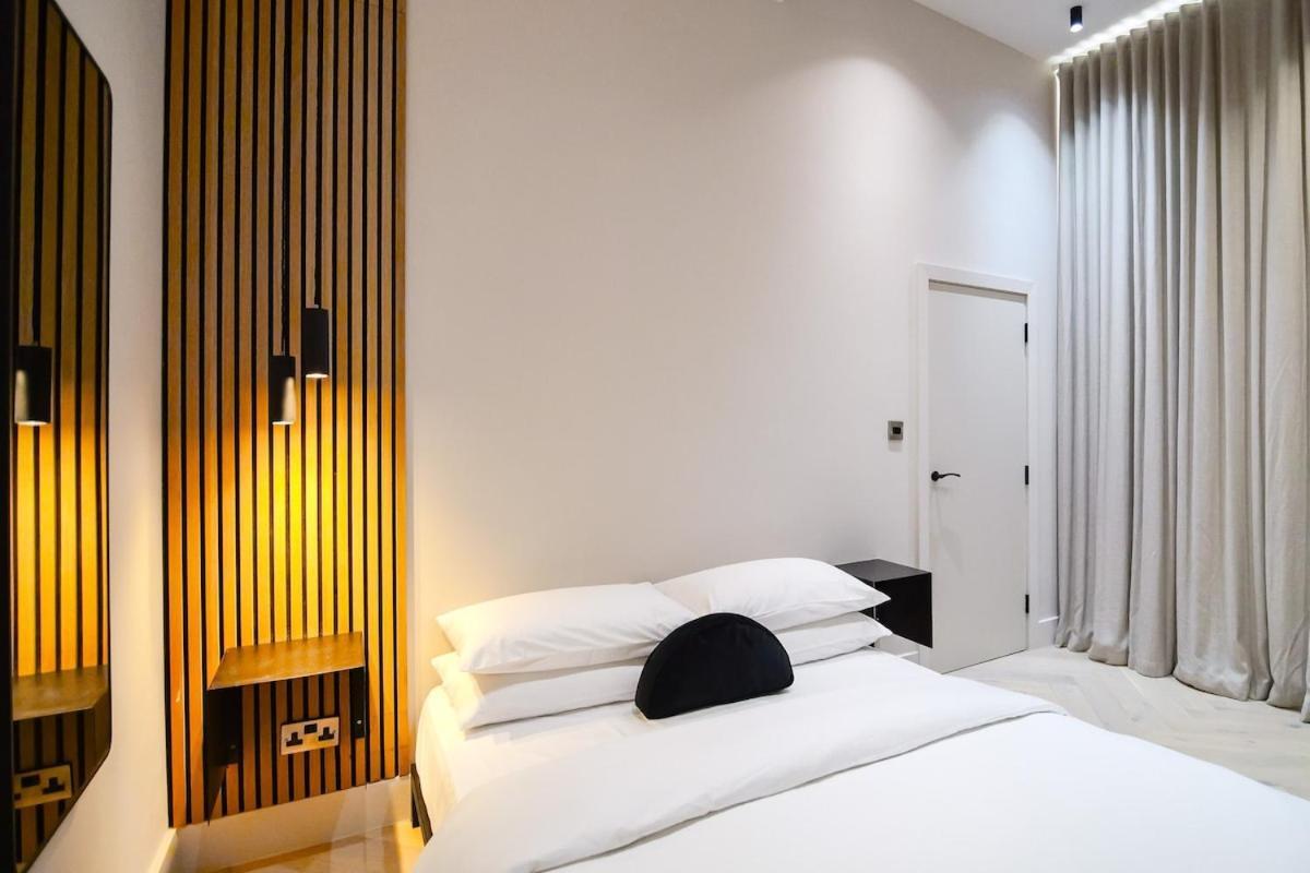 Japandi By The Heim Residences Манчестер Экстерьер фото